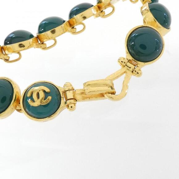 CHANEL Green Charm Bracelet - Picture 3 of 3